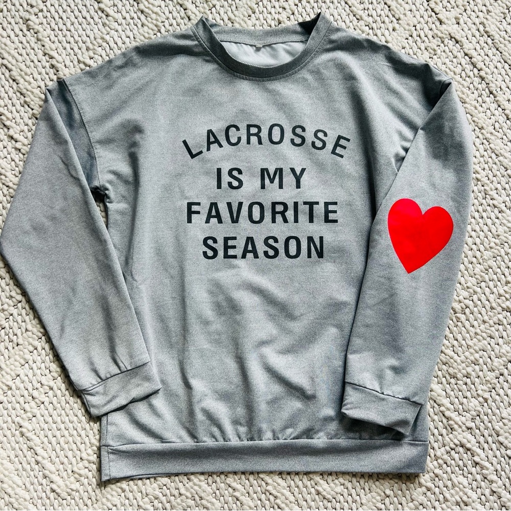 LACROSSE IS MY FAVORITE SEASON Gray Sweatshirt w/ Red Heart Womens LARGE Lk New